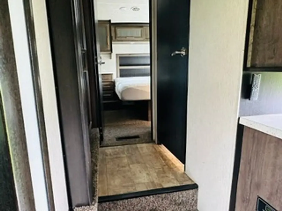 2018 Heartland Cyclone HD toy hauler, listing photo 15 of 37