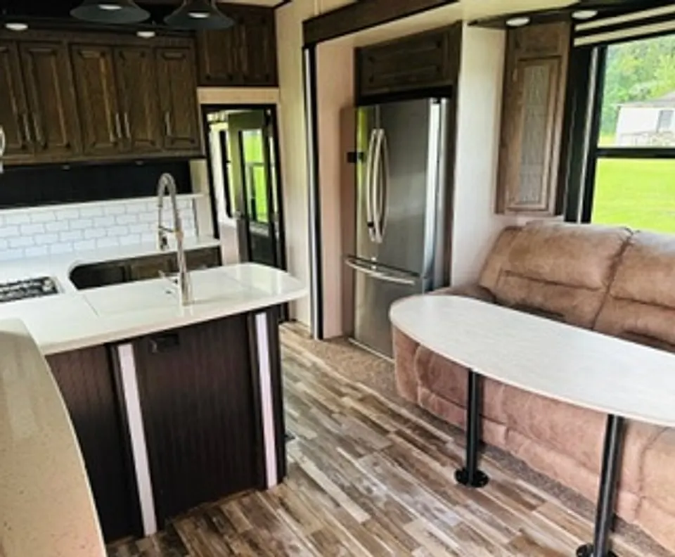 2018 Heartland Cyclone HD toy hauler, listing photo 21 of 37