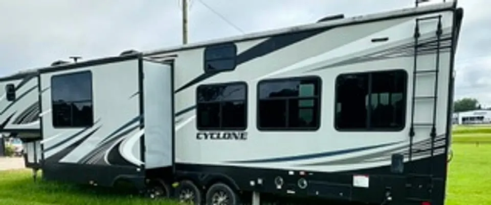 2018 Heartland Cyclone HD toy hauler, listing photo 4 of 37